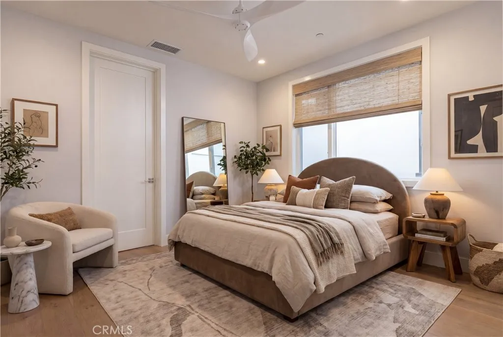 upstairs guest suite 2