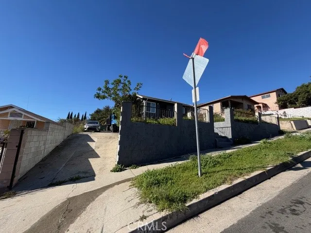 727 N Hazard Avenue, Los Angeles, California 90063 home-pic-2