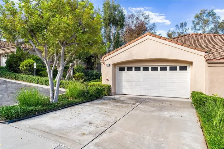 397 San Vicente Lane, Anaheim Hills, California 92807