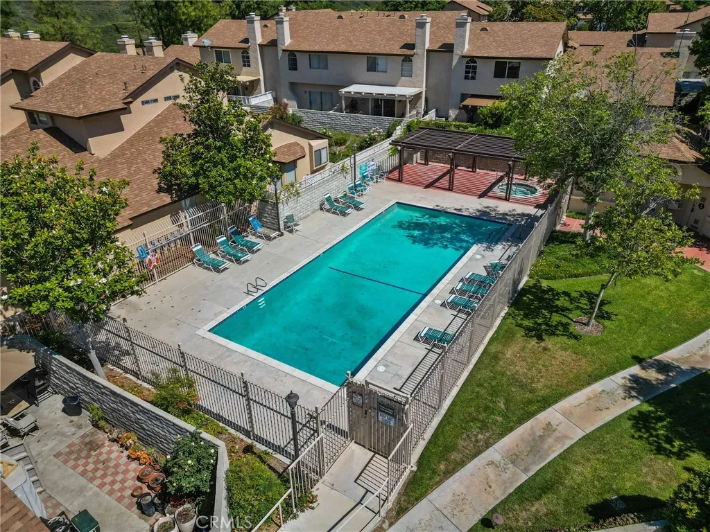 28325 Seco Canyon 365, Saugus, California 91390 home-pic-19