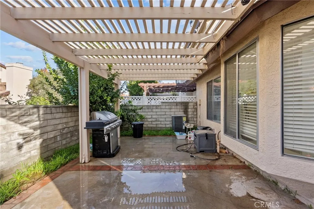 28325 Seco Canyon 365, Saugus, California 91390 home-pic-17