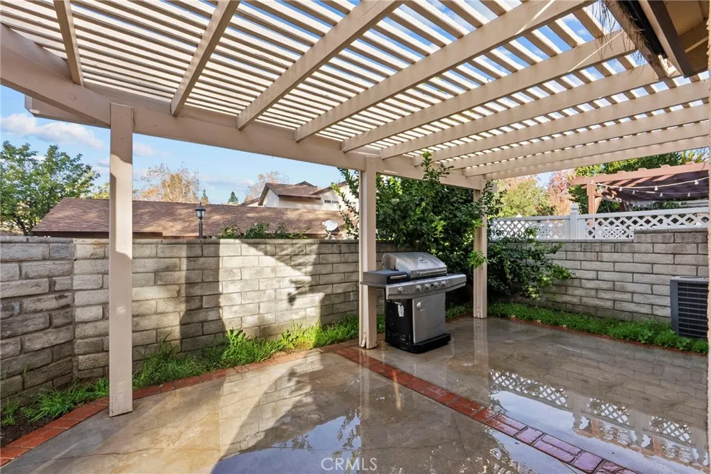 28325 Seco Canyon 365, Saugus, California 91390 home-pic-18
