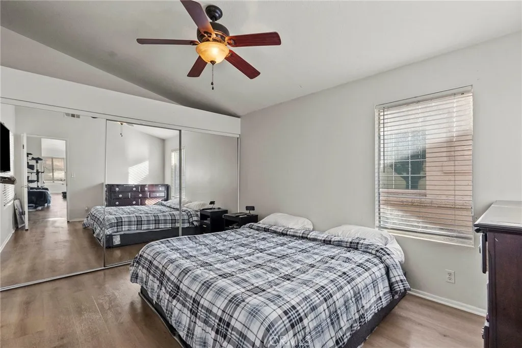 28325 Seco Canyon 365, Saugus, California 91390 home-pic-16