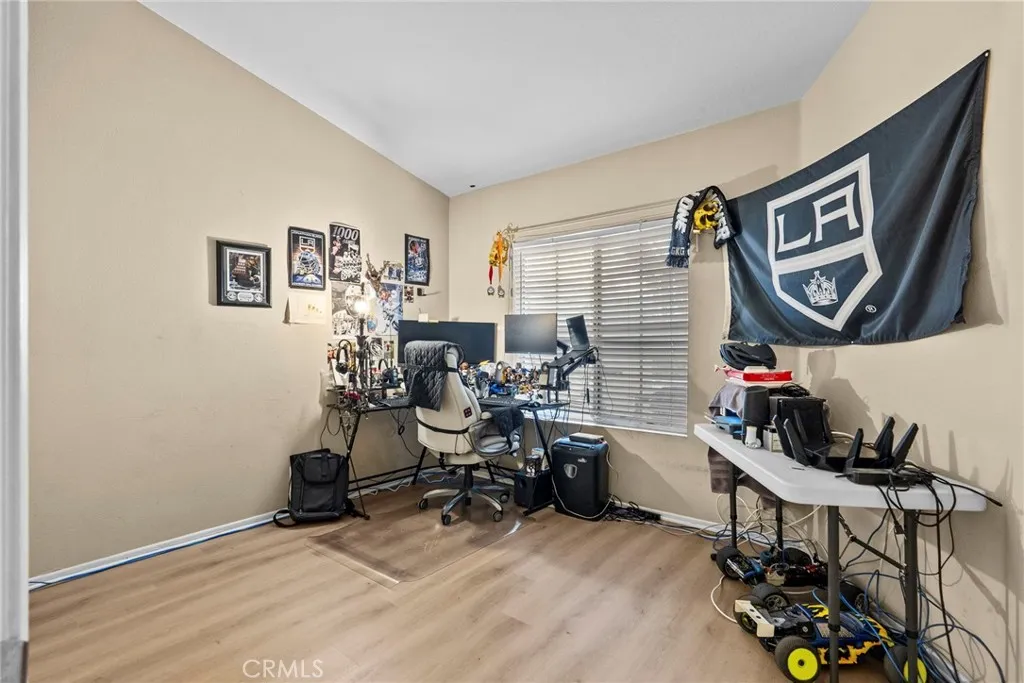28325 Seco Canyon 365, Saugus, California 91390 home-pic-11