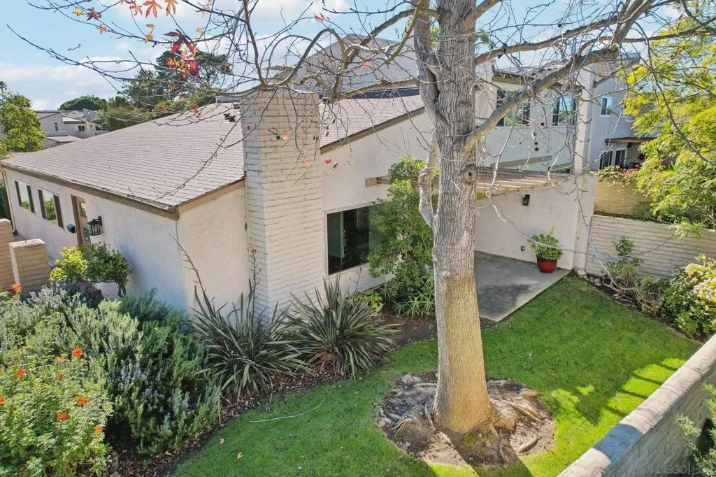 8988 Caminito Verano, La Jolla, California 92037 home-pic-29