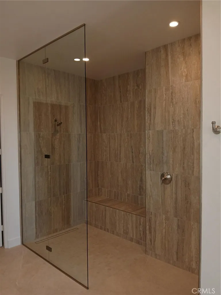740 Via Arezzo Place, Altadena, California 91001 home-pic-11