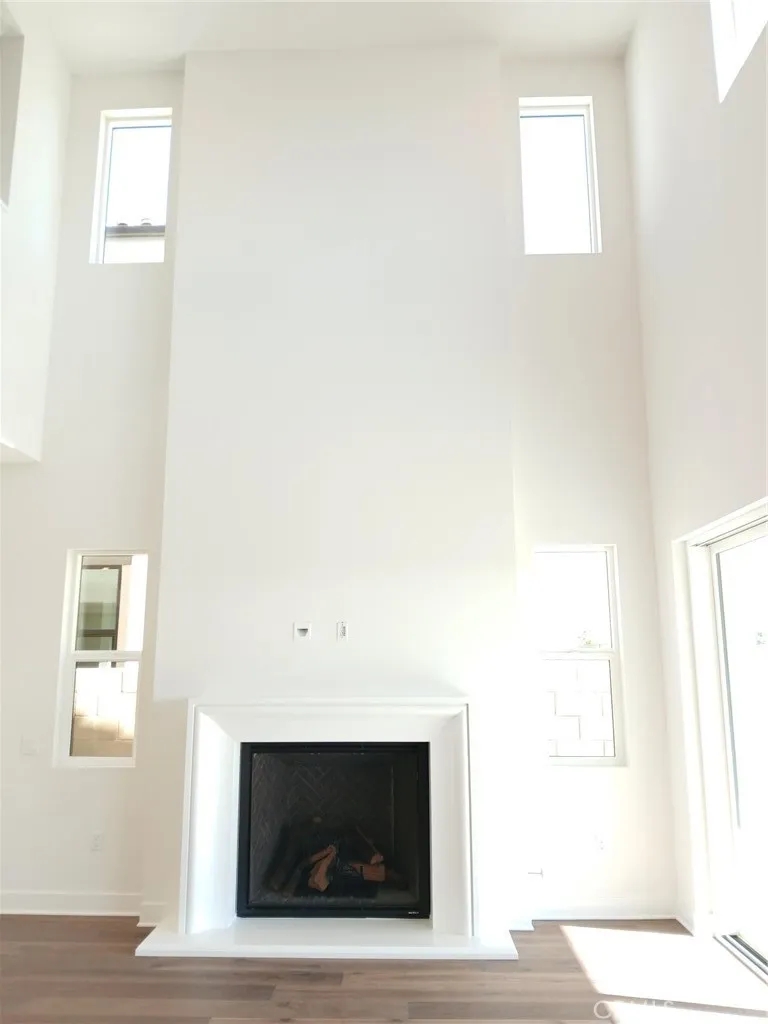 740 Via Arezzo Place, Altadena, California 91001 home-pic-8