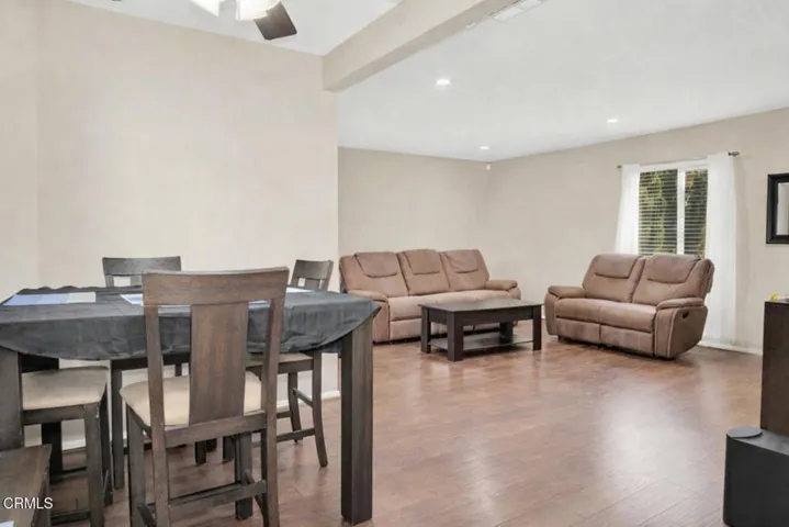 Dining area y living area
