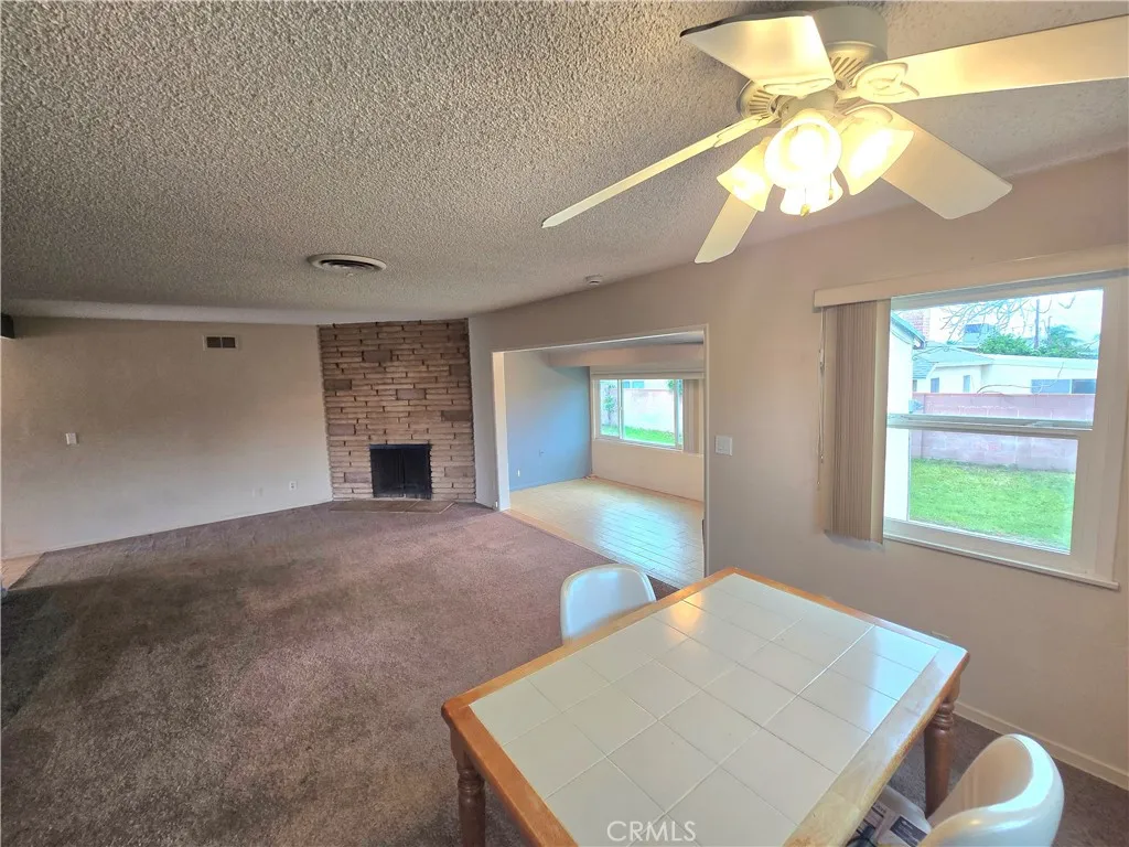 7875 Bellaire Avenue, North Hollywood, California 91605 home-pic-22