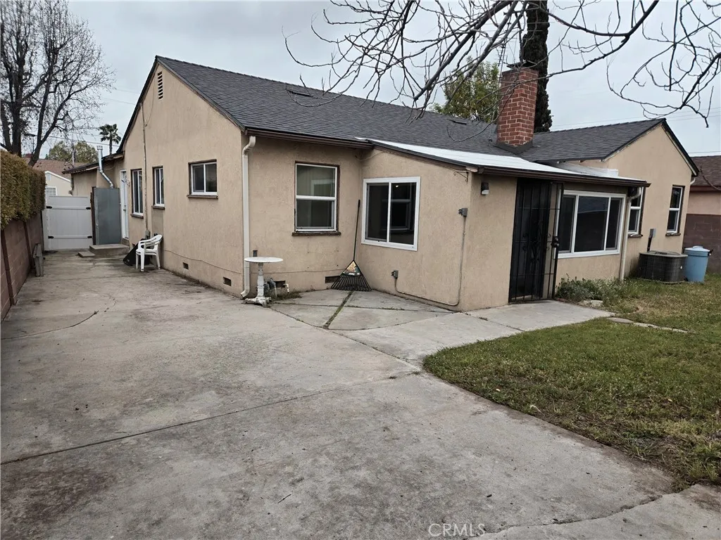 7875 Bellaire Avenue, North Hollywood, California 91605 home-pic-15