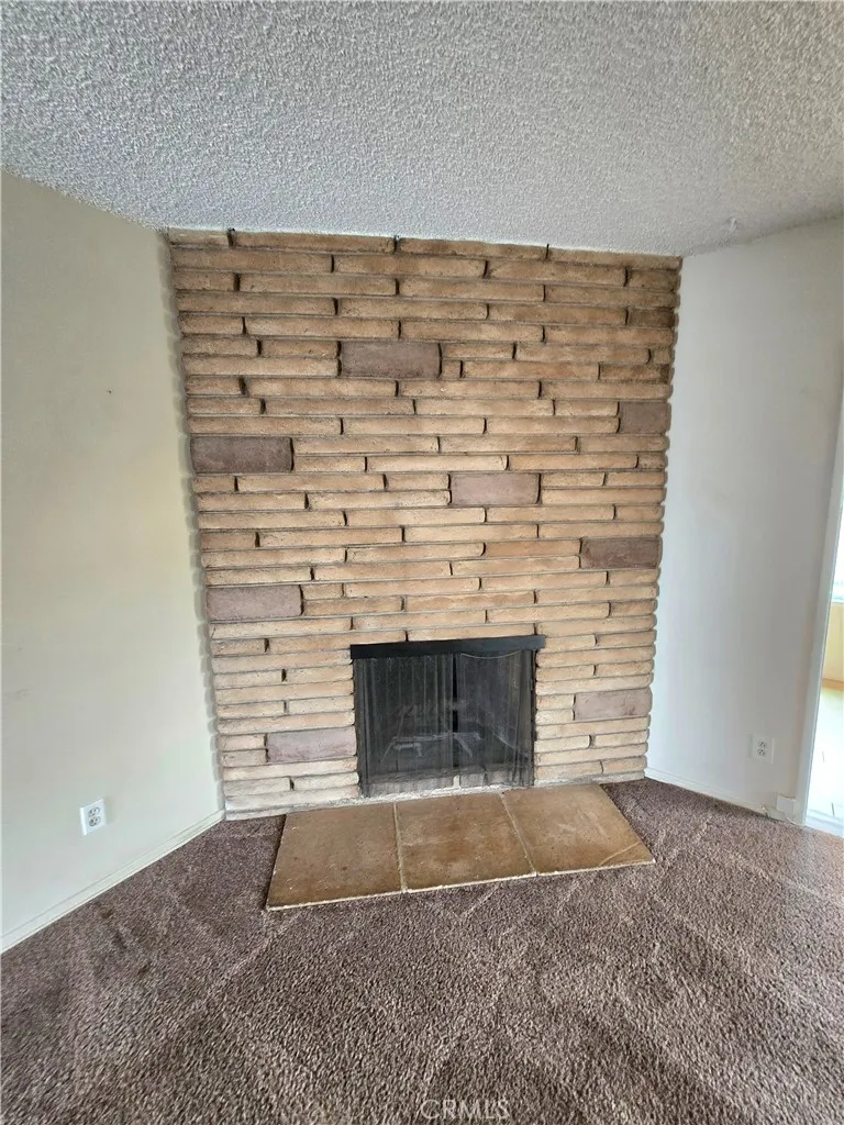 7875 Bellaire Avenue, North Hollywood, California 91605 home-pic-7