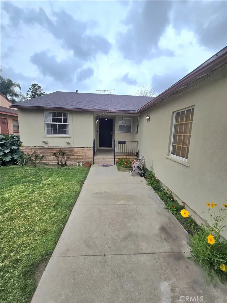 7875 Bellaire Avenue, North Hollywood, California 91605 home-pic-5