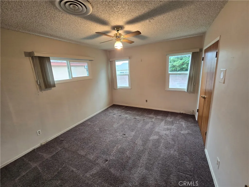 7875 Bellaire Avenue, North Hollywood, California 91605 home-pic-13