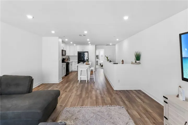 466 N Glenwood Avenue 80, Rialto, California 92376