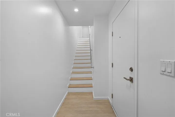 2 car garage on right side door