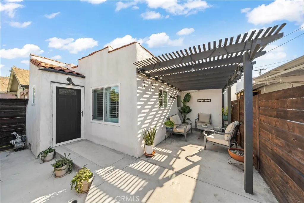 2324 E 14th, Long Beach, California 90804 home-pic-1