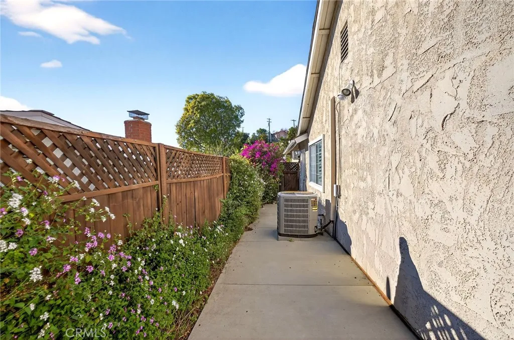 1252 Tamarack, Brea, California 92821 home-pic-37