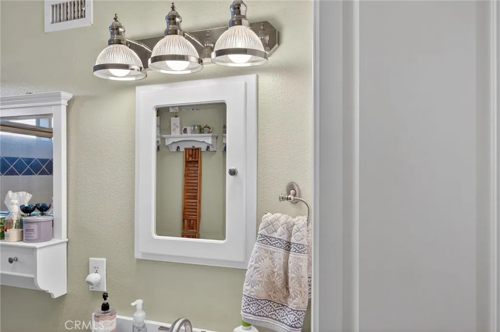 1252 Tamarack, Brea, California 92821 home-pic-27