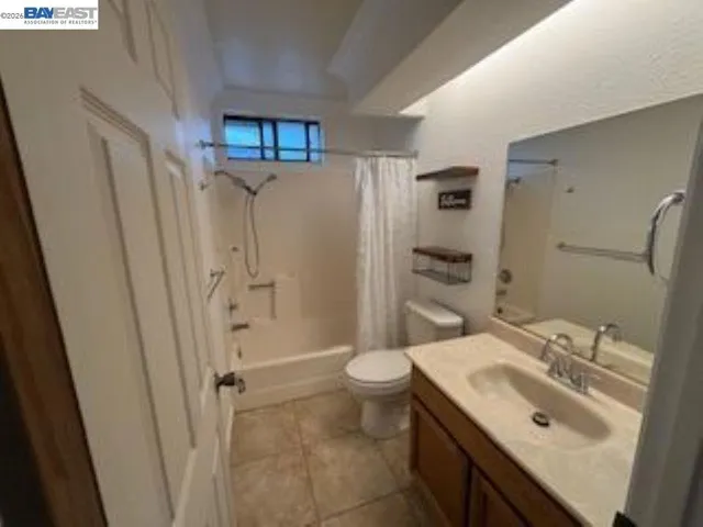 Upstairs bathroom