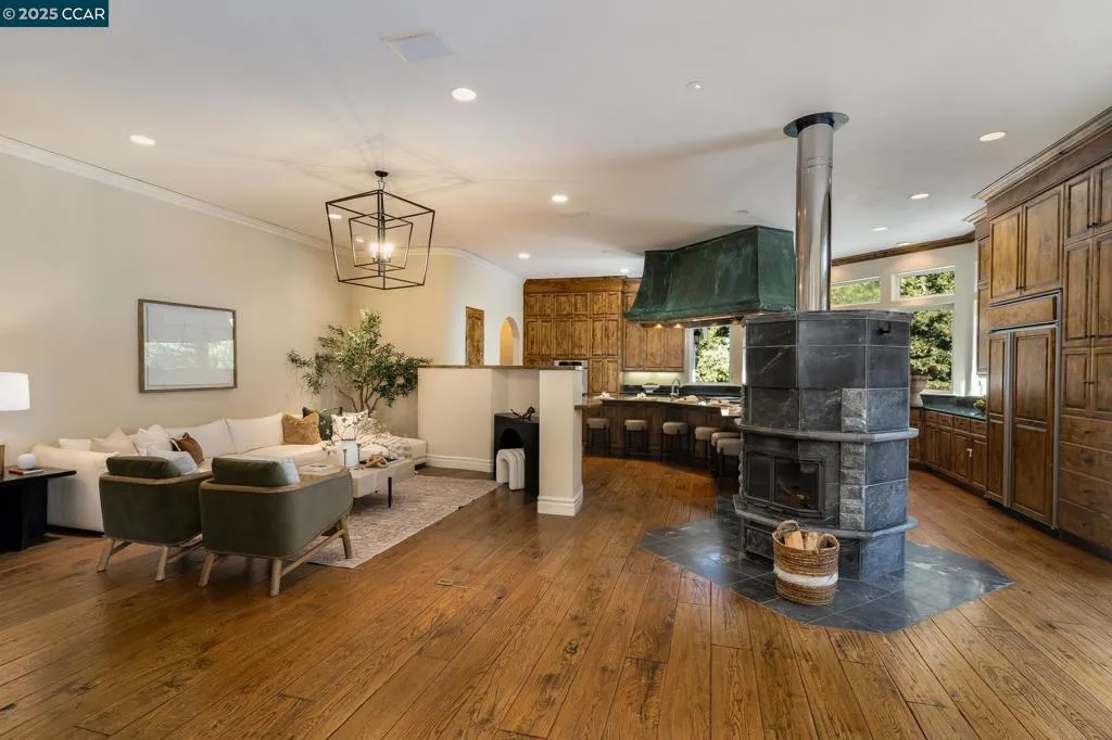 471 El Rio, Danville, California 94526 home-pic-4