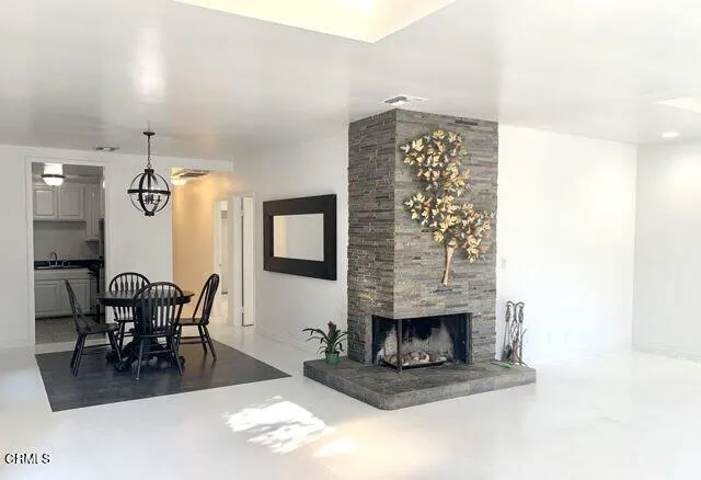 8b920314-25f2-4131-a771-6627e46072fb