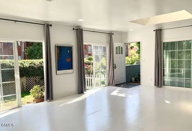 c25e2387-5b19-4edf-9d47-28c7e5d812da