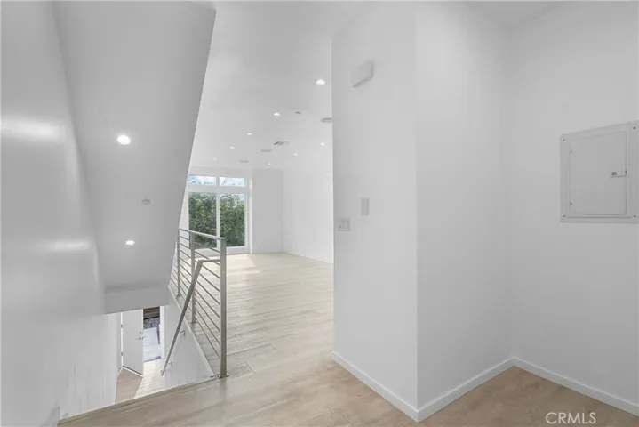 2nd floor bedroom to livingroom.