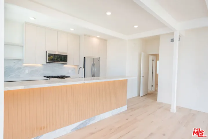 7277 Birdview Avenue, Malibu, California 90265