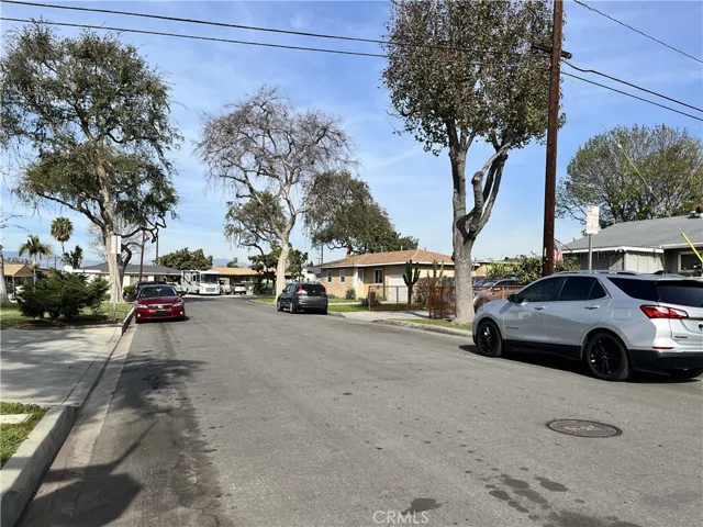 Nice neighborhood