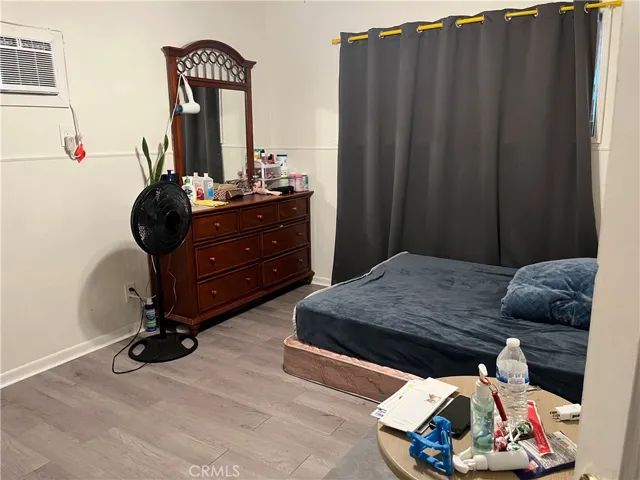 Bedroom (photo taken 1 year ago)