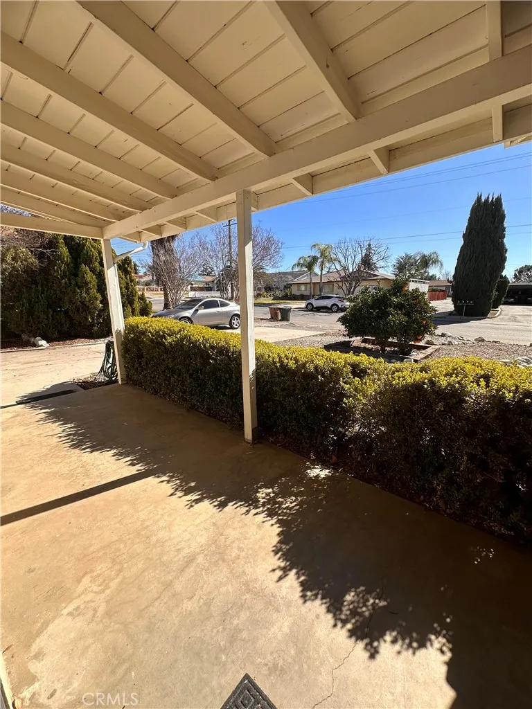 34718 Cedar, Yucaipa, California 92399 home-pic-3