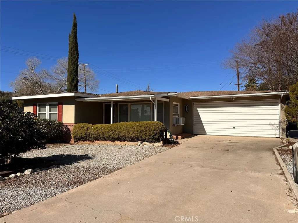 34718 Cedar, Yucaipa, California 92399 home-pic-1