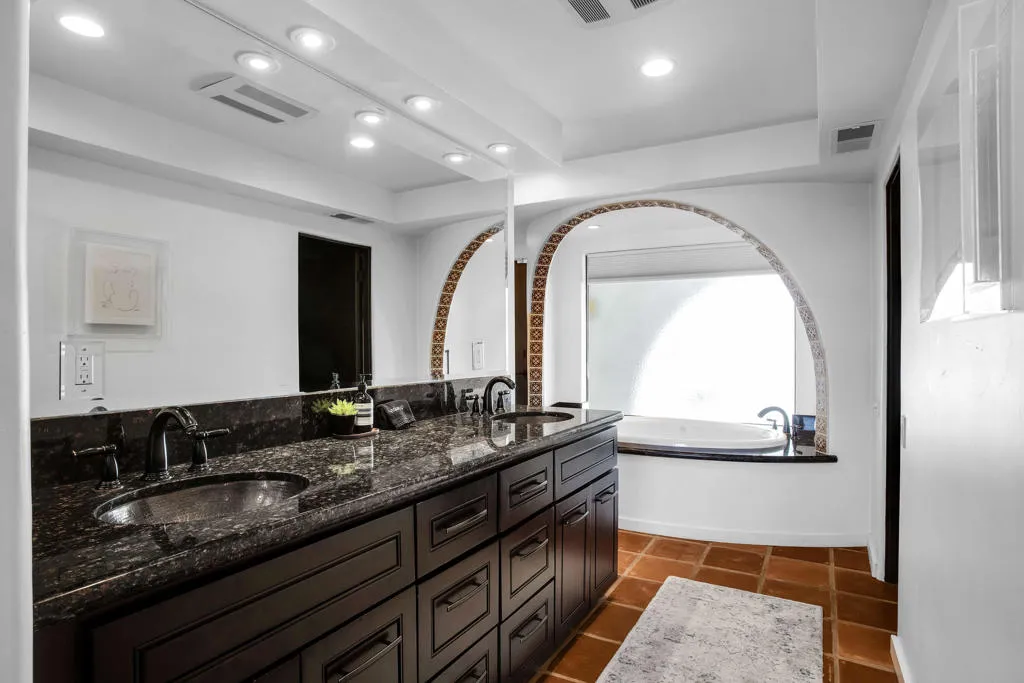 1777 Ridge Road, Palm Springs, California 92264 home-pic-34