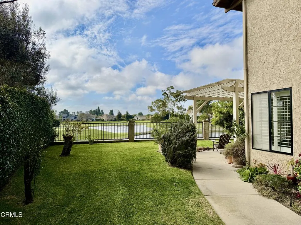 2134 Cold Stream Court, Oxnard, California 93036 home-pic-43
