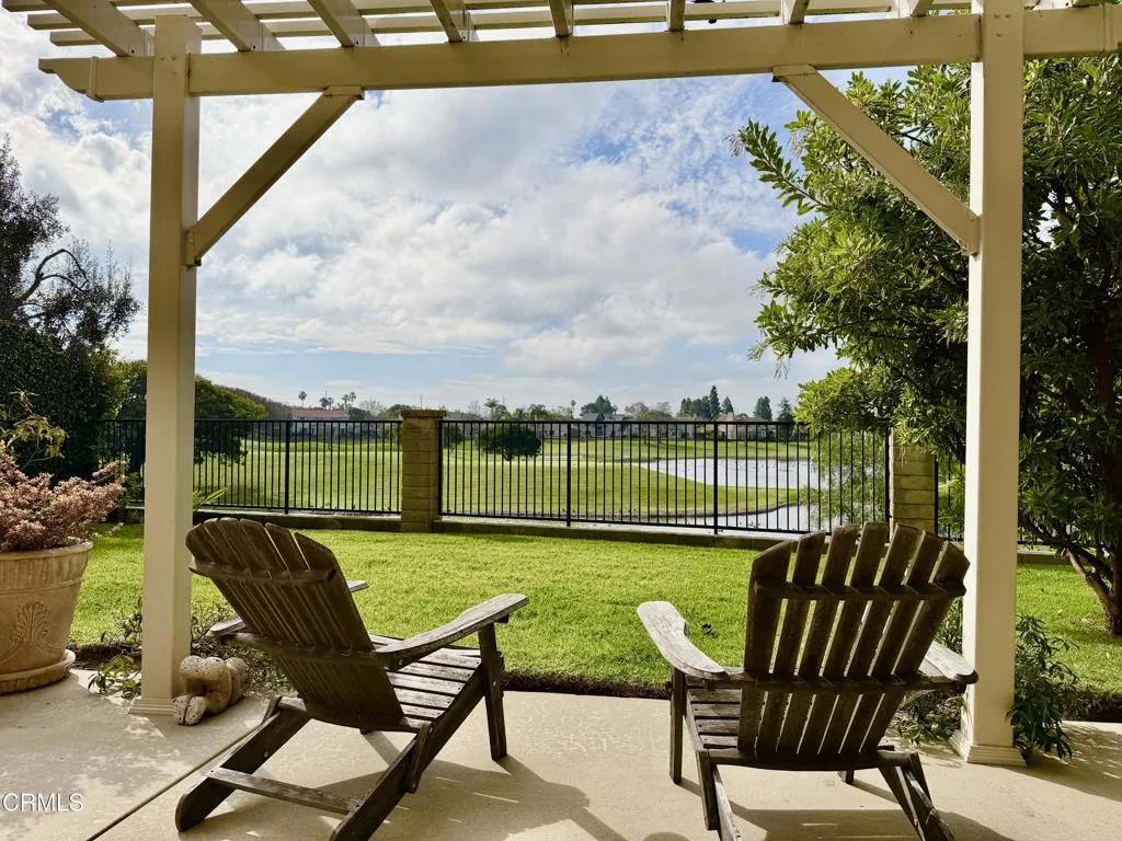 2134 Cold Stream Court, Oxnard, California 93036 home-pic-24