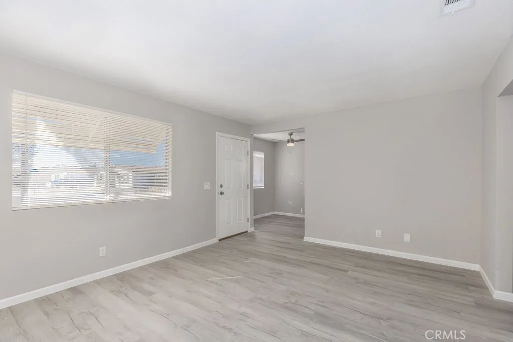 2124 San Padre, Hemet, California 92545 home-pic-4
