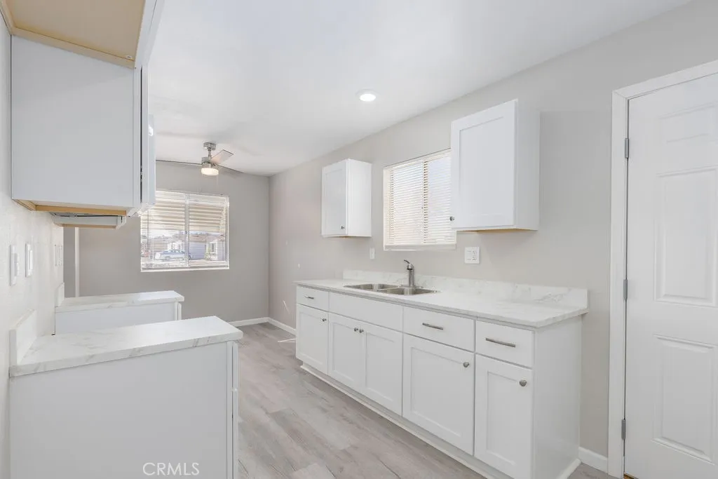 2124 San Padre, Hemet, California 92545 home-pic-17
