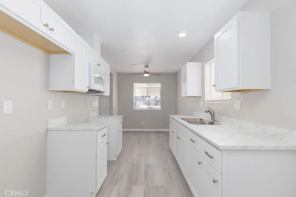 2124 San Padre, Hemet, California 92545 home-pic-2