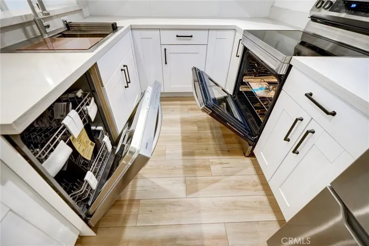 NEW appliances, NEW sink