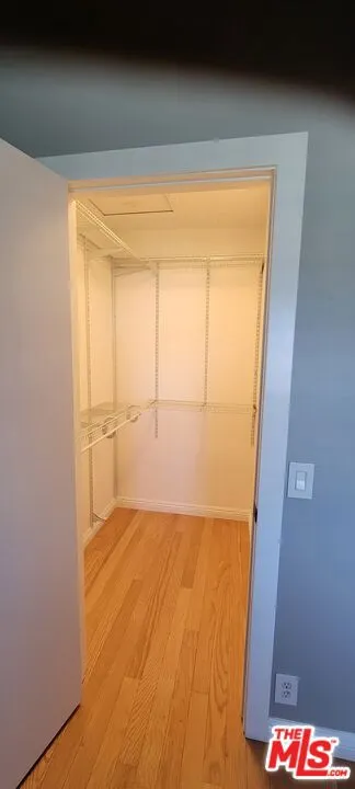 Bedroom3 Closet