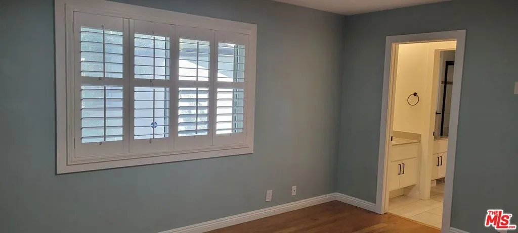 Primary Bedroom+half bath