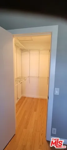Bedroom3 Closet