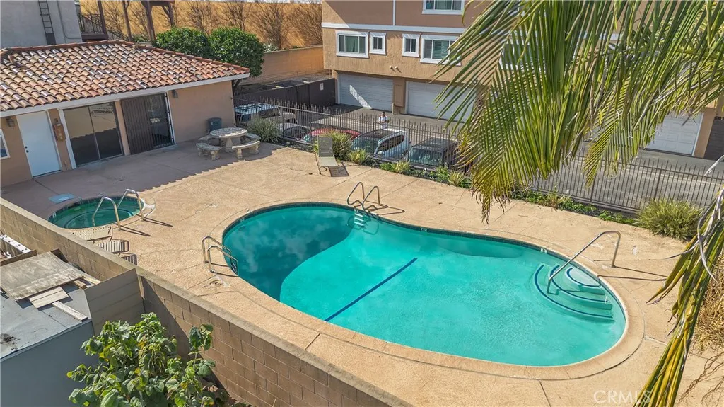 21602 Figueroa St Unit  home-pic-3