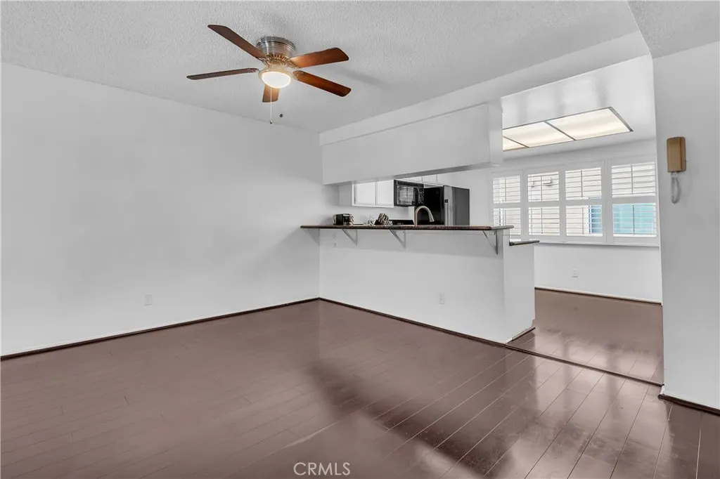 21602 Figueroa St Unit  home-pic-10