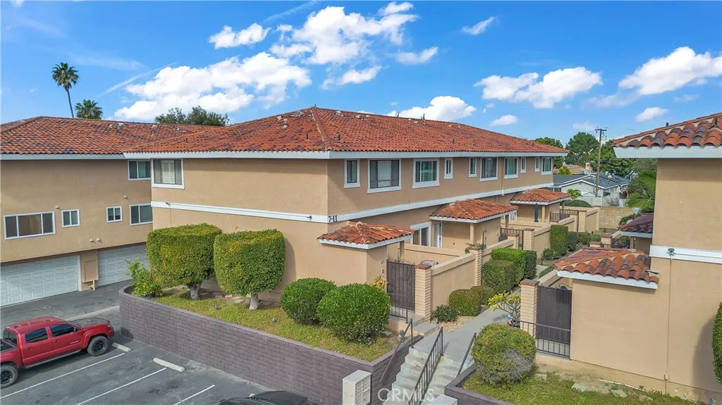 21602 Figueroa St Unit  home-pic-2