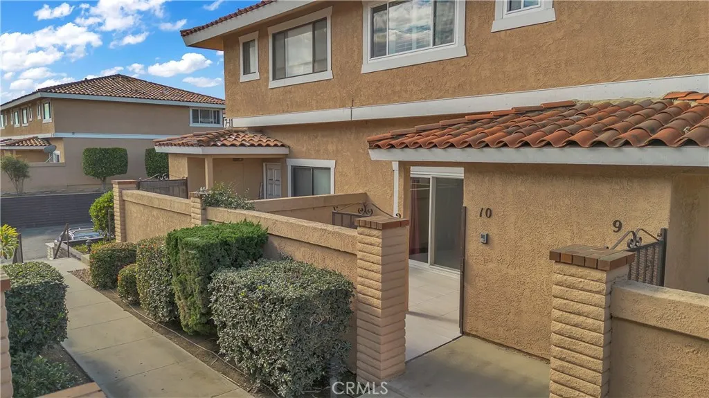 21602 Figueroa St Unit  home-pic-1