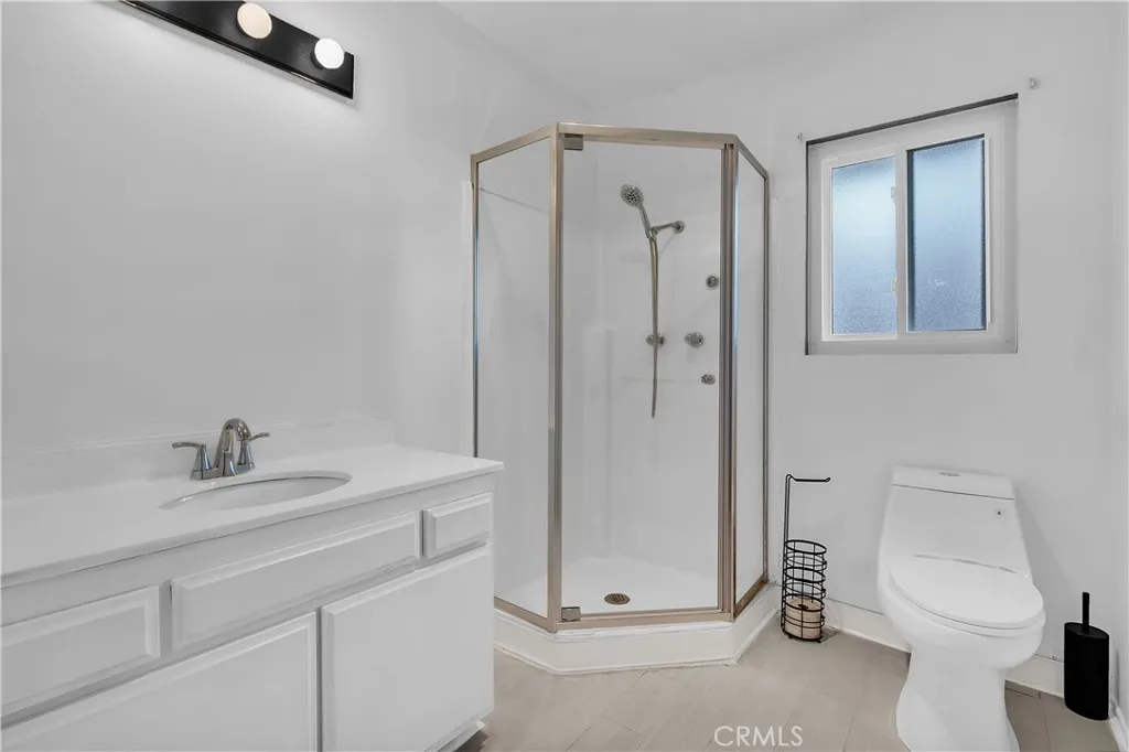 21602 Figueroa St Unit  home-pic-22