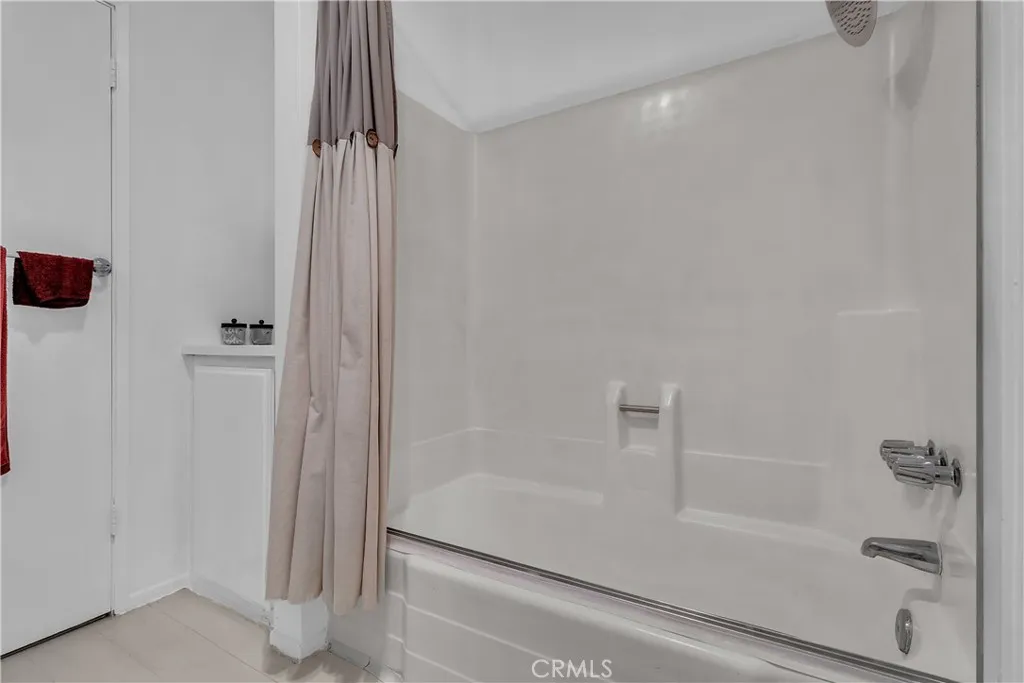 21602 Figueroa St Unit  home-pic-18
