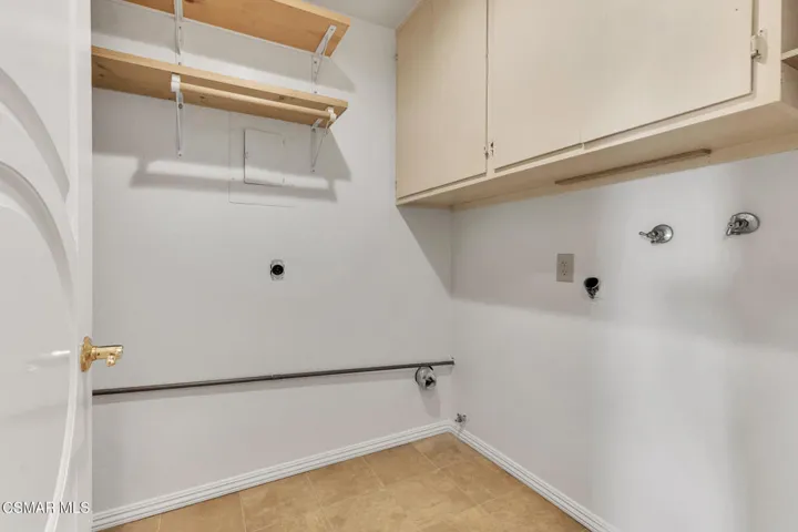 458 Serento Cir  -  HsHProd-26