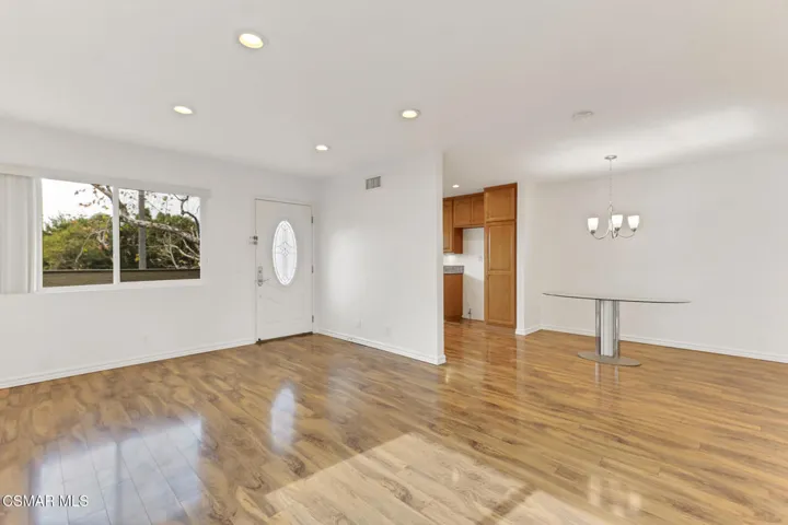 458 Serento Cir  -  HsHProd-13